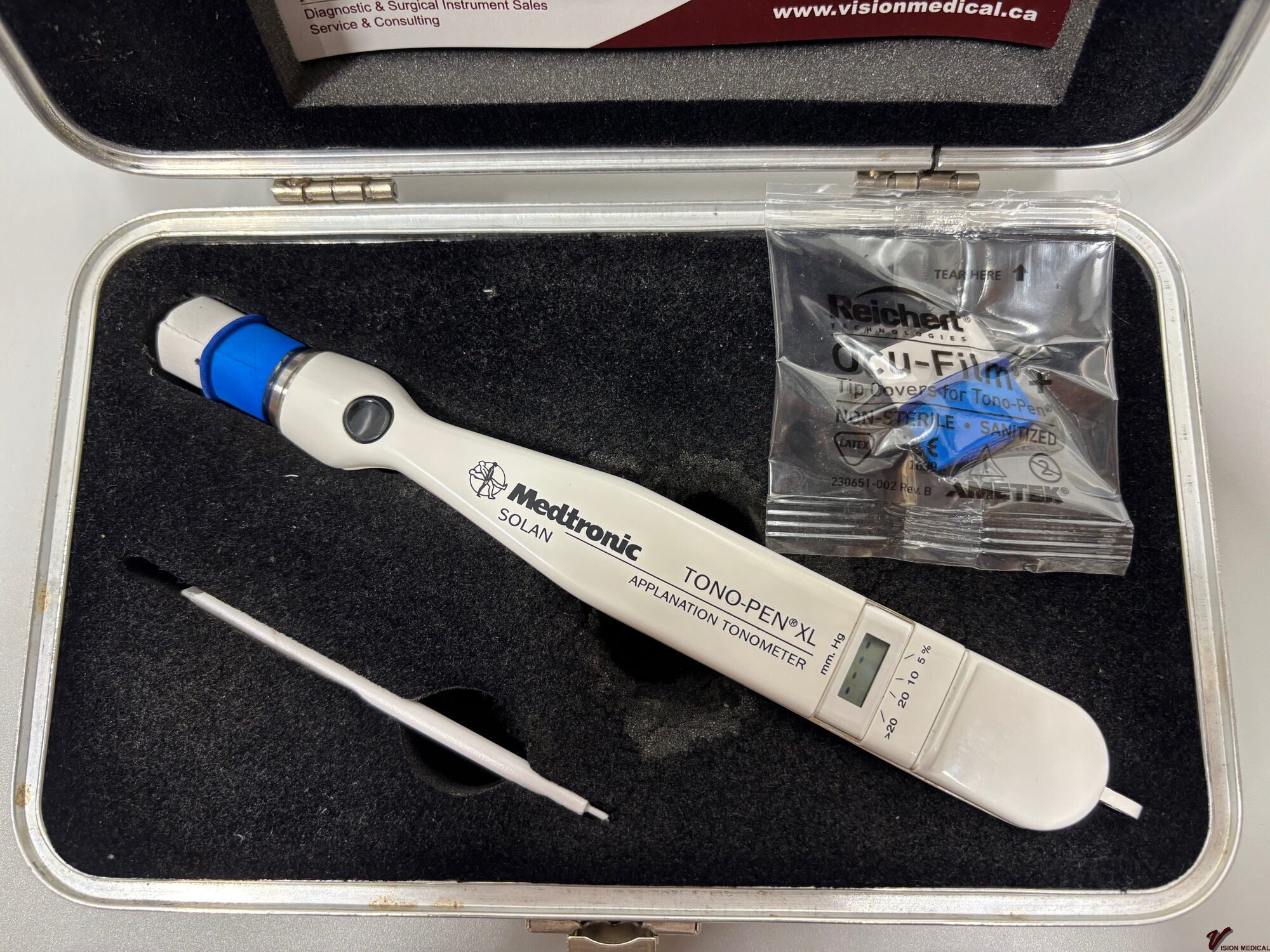 Reichert Tono-Pen XL Applanation Tonometer